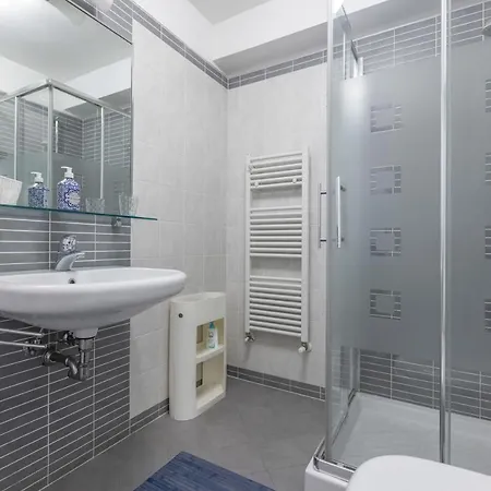 Apartmán Chic & Modern With Terrace